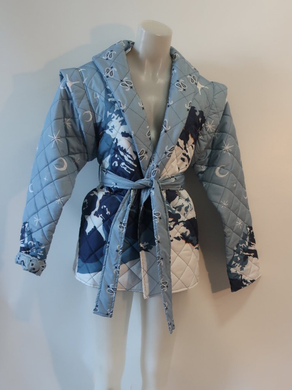 NWT Tina Demel Blue Bandana Print Design (Item-1) Reversible Quilt Vest Jacket S